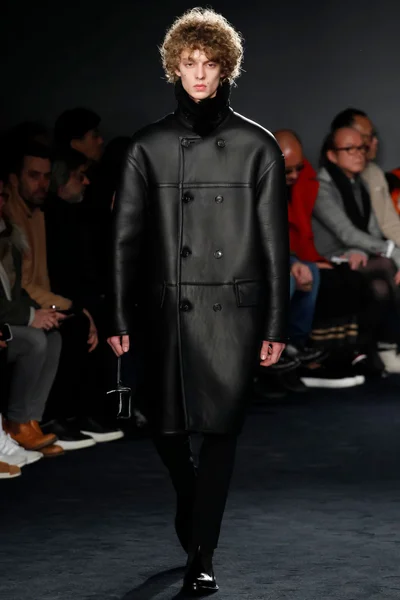 Look 36